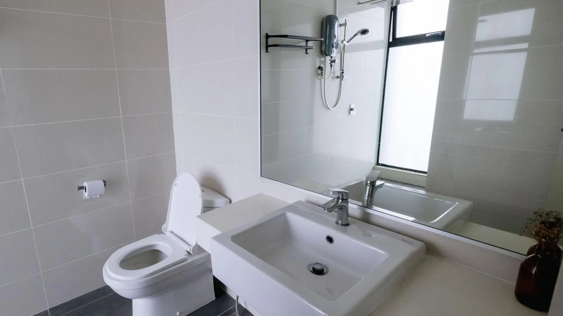 Apartment Mid Valley Southkey Mosaic 2Br With Wifi 5-7Pax Johor Bahru